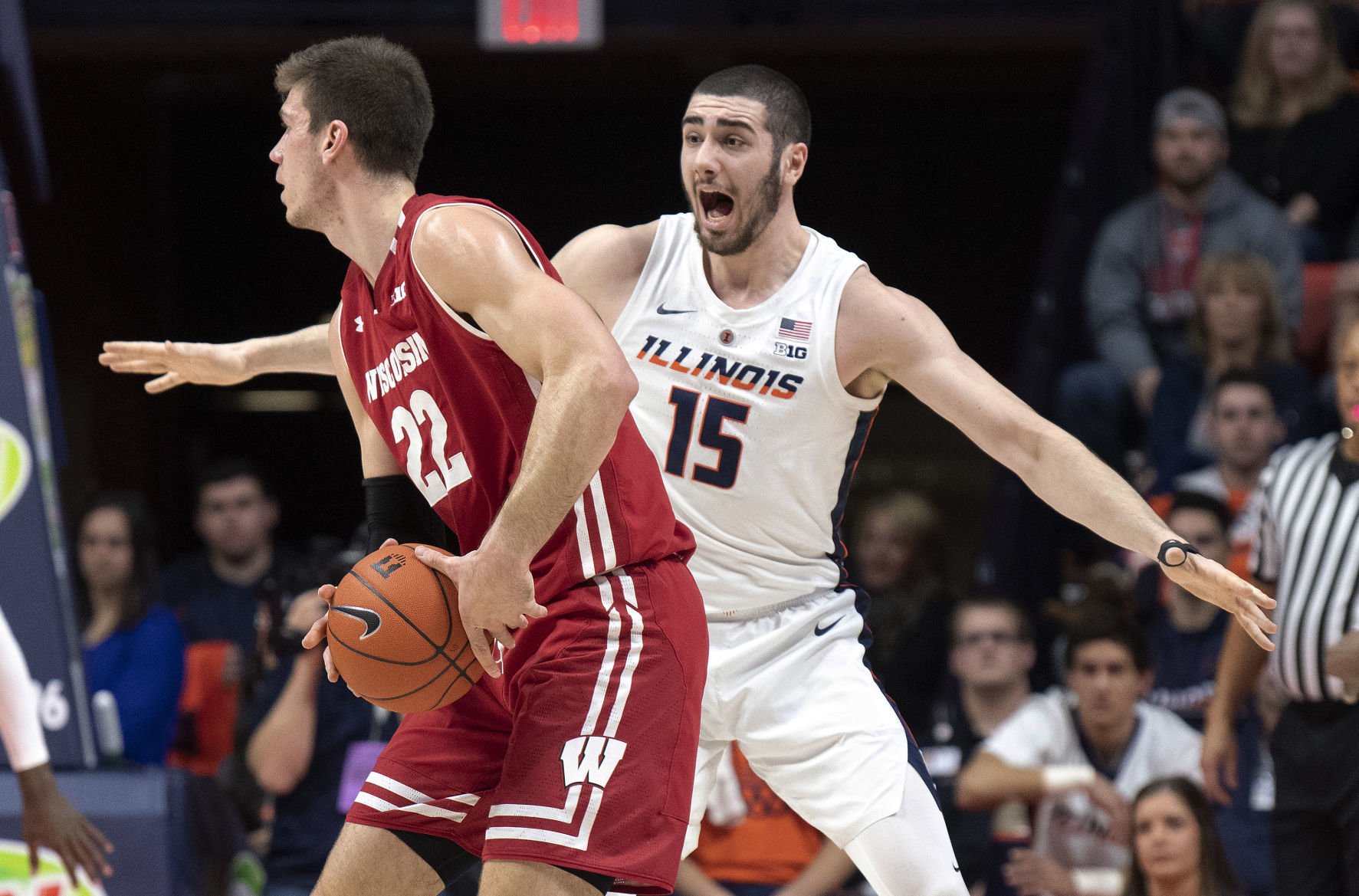 Badgers 72, Fighting Illini 60